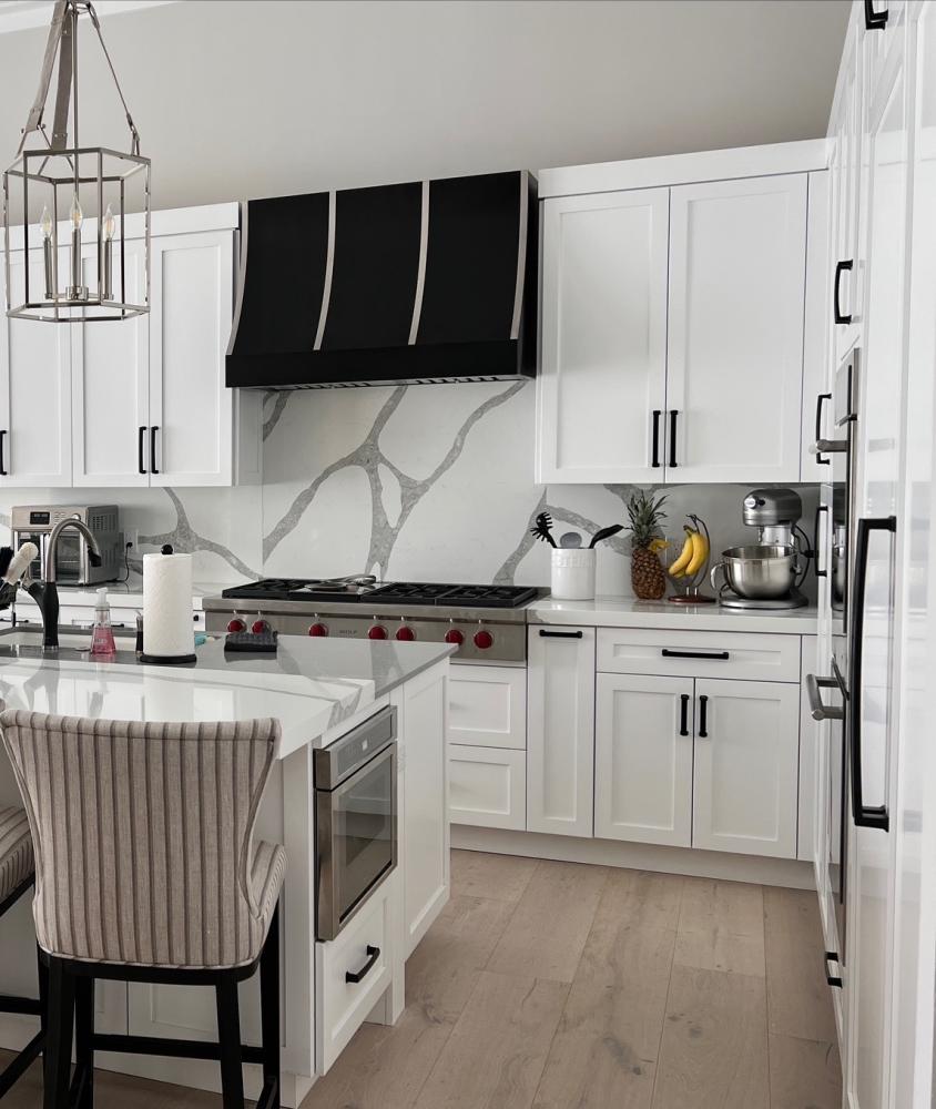 white kitchen countertops