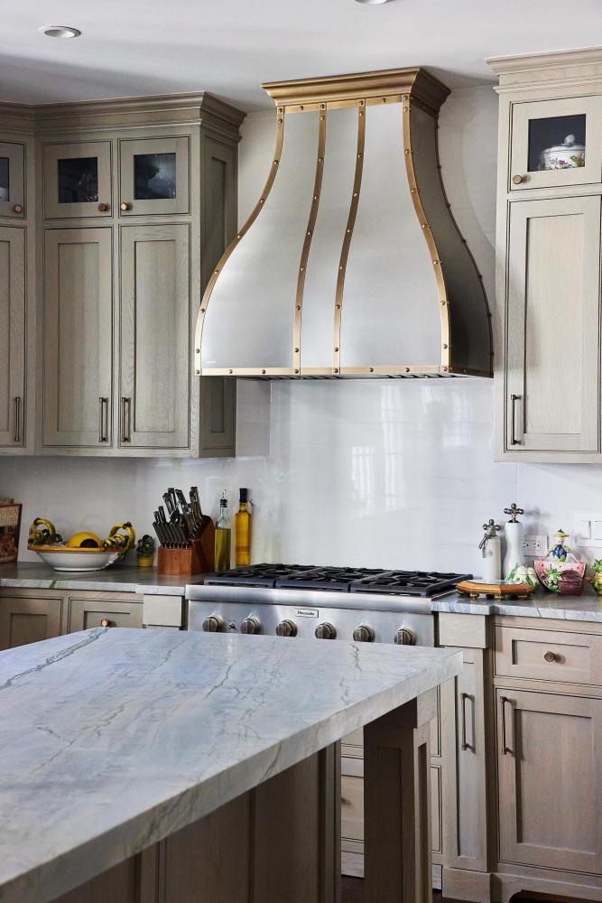 range hood crown molding